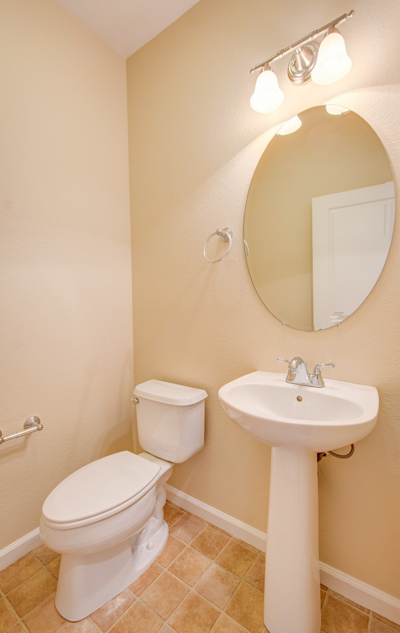 1610 Chamberlain-13.jpg